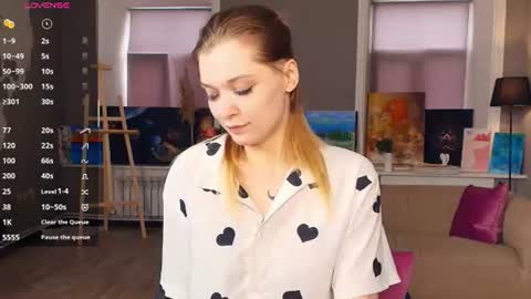 Snapshot of sparkly_k chatting on 06-18-26, 07:41 Kate online show from 06-18-26, 07:41