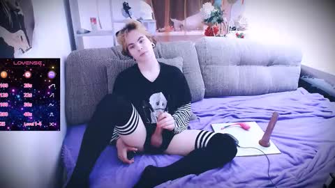 sparkyferret online show from 11-26-25, 01:12