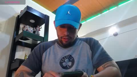 Snapshot of spartacus_cam chatting on 12-06-24, 05:20 online show from 12-06-24, 05:20