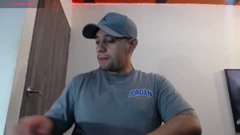 Snapshot of spartacus_cam chatting on 01-23-25, 05:24 online show from 01-23-25, 05:24