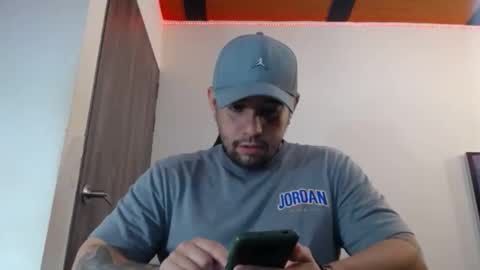 Snapshot of spartacus_cam chatting on 02-04-25, 05:10 online show from 02-04-25, 05:10