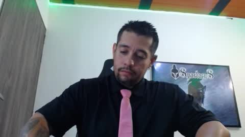     online show from 12-18-25, 05:24