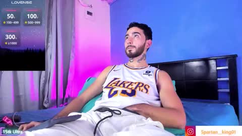 Isaac online show from 10-11-25, 02:55