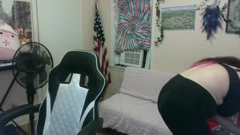 Snapshot of spawnofademon chatting on 12-23-24, 07:17 spawnofademon online show from 12-23-24, 07:17