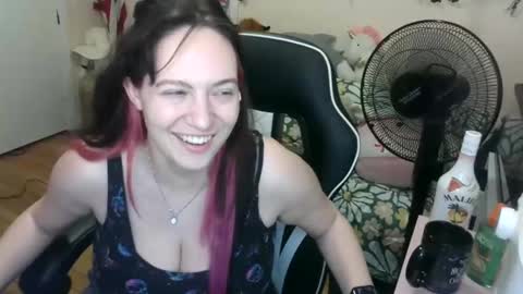 Snapshot of spawnofademon chatting on 01-01-25, 08:13 spawnofademon online show from 01-01-25, 08:13