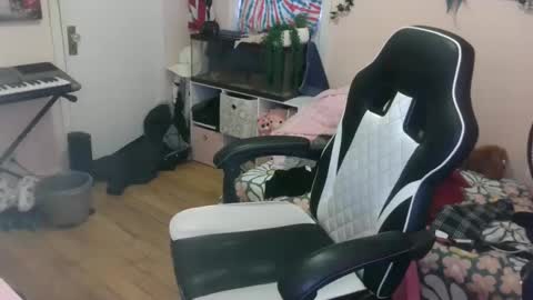 Snapshot of spawnofademon chatting on 02-07-25, 04:03 spawnofademon online show from 02-07-25, 04:03