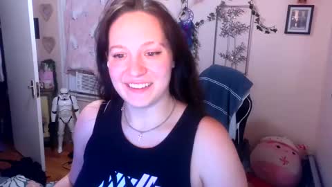 Snapshot of spawnofademon chatting on 10-04-25, 05:27 spawnofademon online show from 10-04-25, 05:27