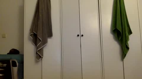 Snapshot of spaziodrumon chatting on 12-01-25, 12:04 spaziodrumon online show from 12-01-25, 12:04