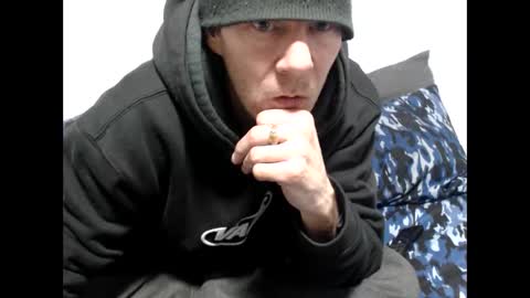 Snapshot of spazzy2 chatting on 02-12-26, 04:57 spazzy2 online show from 02-12-26, 04:57