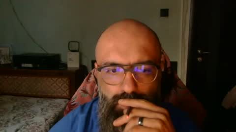 Snapshot of specialextasy chatting on 06-18-26, 04:02 Extasy online show from 06-18-26, 04:02
