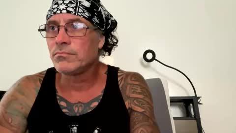 specter1972 online show from 11-27-25, 03:58