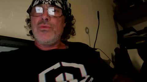 specter1972 online show from 04-05-26, 12:52