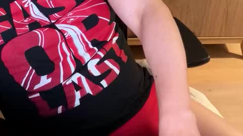 speedoguy78 online show from 04-11-26, 09:13