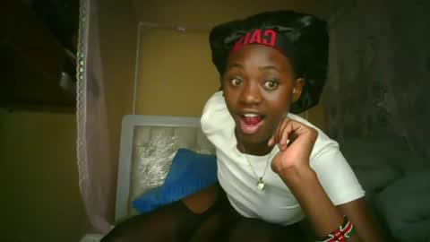 Snapshot of spicedebony13 chatting on 07-23-26, 01:58 spicedebony13 online show from 07-23-26, 01:58
