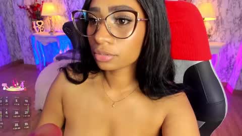 Amelia      GTM-5 817       IG Spicychoco am online show from 02-19-25, 04:22