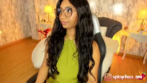 Amelia      GTM-5 817       IG Spicychoco am online show from 03-10-25, 02:05