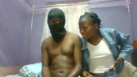 Snapshot of spicyit2 chatting on 12-21-25, 08:32 Ebony Spicy online show from 12-21-25, 08:32