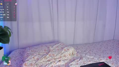 Snapshot of spicyvainilla chatting on 06-25-26, 05:12 Valeria online show from 06-25-26, 05:12