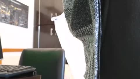 Marco. When Im offline you can view premium content in bio online show from 02-10-25, 11:15