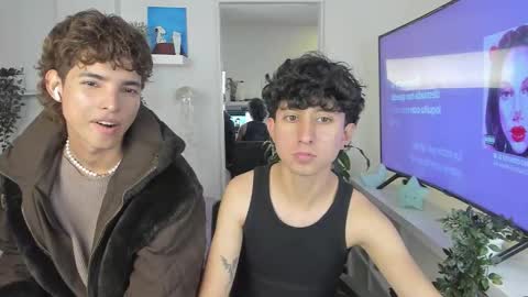 Snapshot of spider_baby_ chatting on 11-27-25, 12:35 spider_baby_ online show from 11-27-25, 12:35