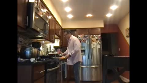 Snapshot of spike69old chatting on 02-05-25, 09:50 spike69old online show from 02-05-25, 09:50