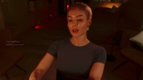 Snapshot of spiklencii chatting on 11-15-25, 03:52 Elizabeth online show from 11-15-25, 03:52