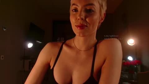 Snapshot of spiklencii chatting on 02-17-26, 05:08 Elizabeth online show from 02-17-26, 05:08