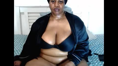 SplendidTalitha online show from 11-06-25, 02:29