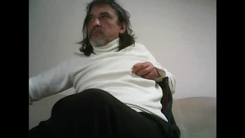 Snapshot of spoiled48 chatting on 02-10-25, 06:24 Spoiled online show from 02-10-25, 06:24