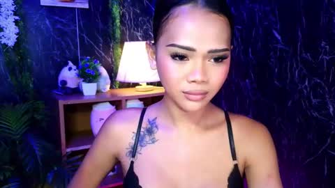 Snapshot of spoileme_babexx chatting on 10-26-25, 08:20 CALL ME RAINE online show from 10-26-25, 08:20