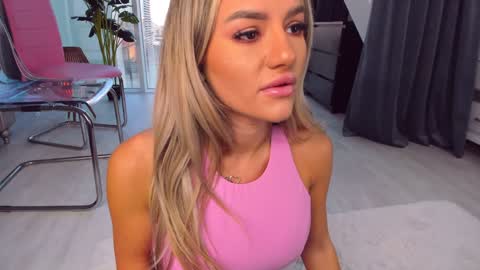 Anna online show from 12-13-24, 01:44