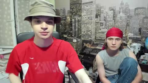 Snapshot of sponge_bob_spencer chatting on 07-10-26, 10:01 Boris Fedya Kolya online show from 07-10-26, 10:01
