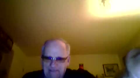 Snapshot of spongebobpineapple70 chatting on 05-21-26, 02:40 spongebobpineapple70 online show from 05-21-26, 02:40