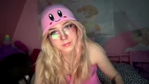 Pixie online show from 03-08-25, 03:50