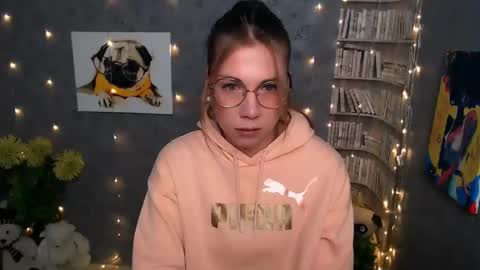 Snapshot of sport_tall_karina chatting on 01-03-25, 08:21 Karina online show from 01-03-25, 08:21