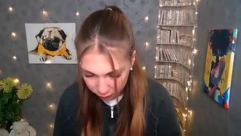 Snapshot of sport_tall_karina chatting on 01-16-25, 08:43 Karina online show from 01-16-25, 08:43