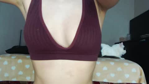 Snapshot of sports_woman5 chatting on 01-27-25, 04:33 Tips are the best compliment to a woman online show from 01-27-25, 04:33