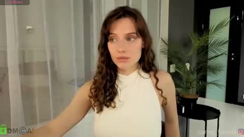 Snapshot of spring_forestxx chatting on 06-15-26, 12:18 Lily my new acc3 online show from 06-15-26, 12:18