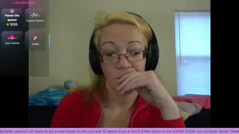 Snapshot of springtimefantastic chatting on 01-11-26, 01:49 SpringtimeFantasfic online show from 01-11-26, 01:49