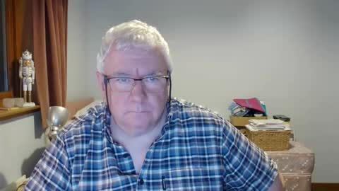 Snapshot of springtine chatting on 05-26-26, 11:45 springtine online show from 05-26-26, 11:45