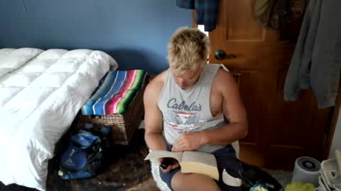 Snapshot of spun_redneck chatting on 07-17-26, 07:52 Spun Redneck online show from 07-17-26, 07:52