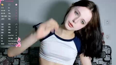 Snapshot of sqsonya chatting on 07-23-26, 08:51 marunyashh online show from 07-23-26, 08:51