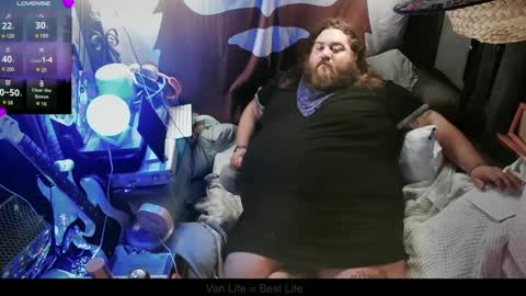 Your Pal Squeaks online show from 12-15-24, 04:51