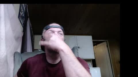 Snapshot of squegly chatting on 05-11-26, 07:25 Bryan online show from 05-11-26, 07:25