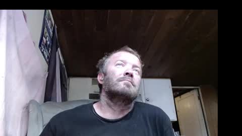 Snapshot of squegly chatting on 05-29-26, 07:34 Bryan online show from 05-29-26, 07:34