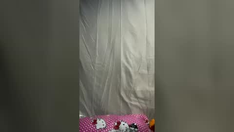 Snapshot of squirt0120 chatting on 07-05-26, 04:58 squirt0120 online show from 07-05-26, 04:58