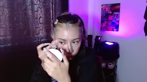 Snapshot of squirt_charlotte chatting on 10-15-25, 05:57 HELLO WELCOME MY NAME IS CHARLOTTE OY A NEW GIRL online show from 10-15-25, 05:57