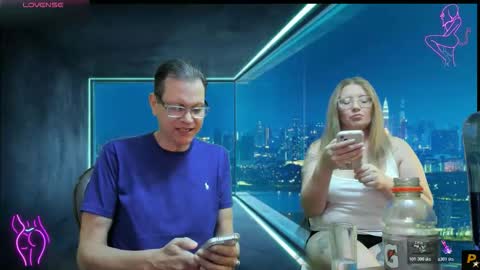 Snapshot of squirt_vip_room chatting on 02-01-26, 02:43 Roxy Day Mossimo Knight online show from 02-01-26, 02:43