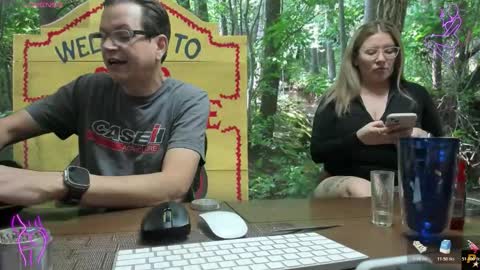 Snapshot of squirt_vip_room chatting on 02-14-26, 01:46 Roxy Day Mossimo Knight online show from 02-14-26, 01:46