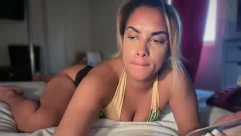 Lexi online show from 06-25-26, 09:41